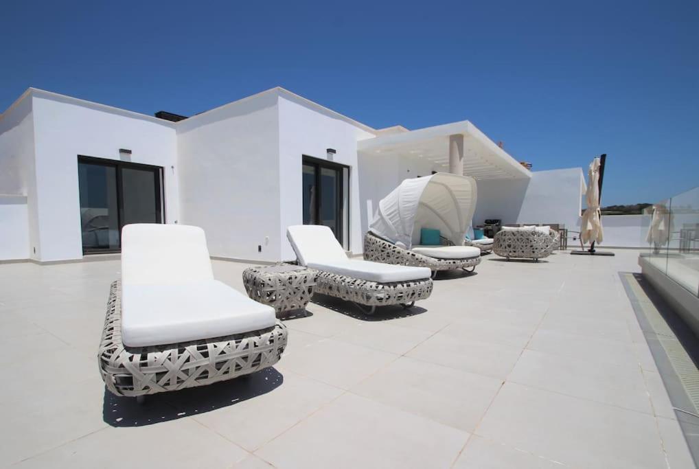 Luxurious Penthouse With Huge Panoramic Terrace Apartamento São Roque Exterior foto